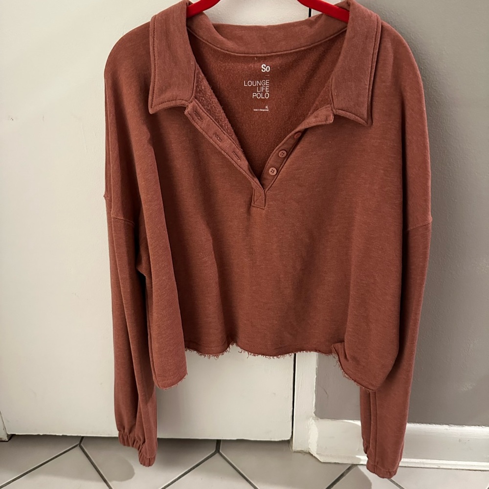 Long sleep crop top